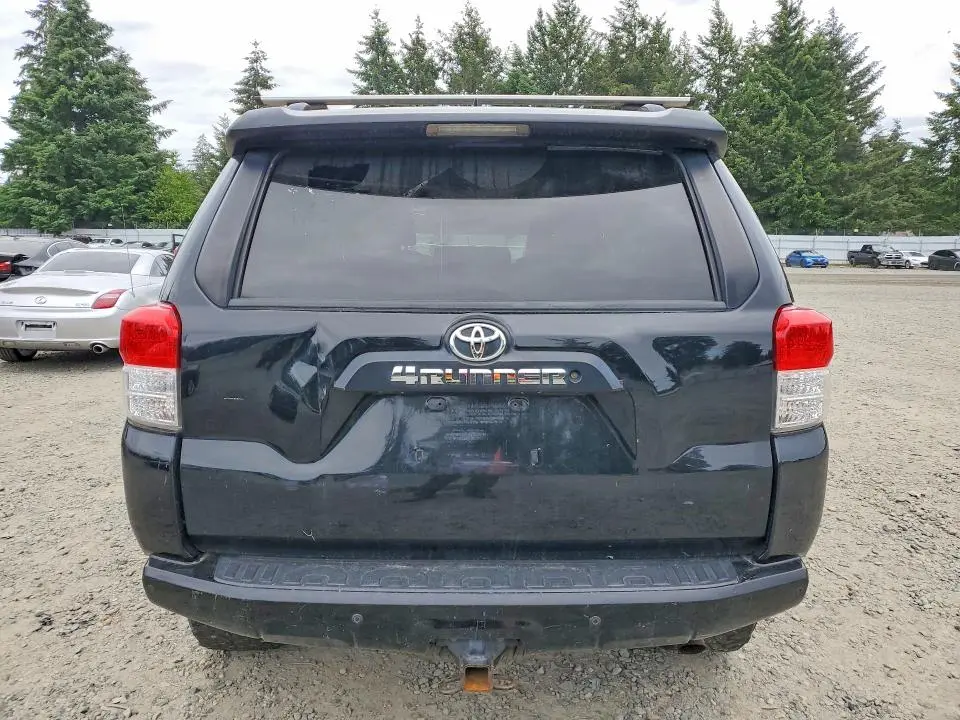 2013 TOYOTA 4RUNNER SR5  