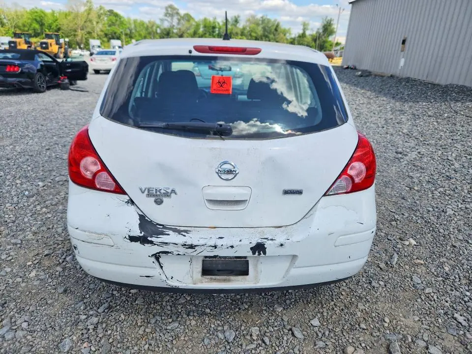 2012 NISSAN VERSA 1.8 S  