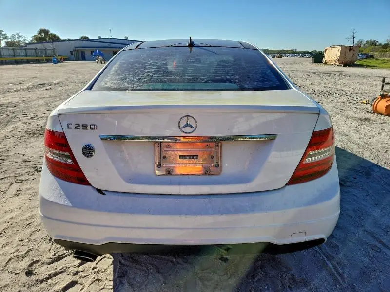 2013 MERCEDES-BENZ C 250  