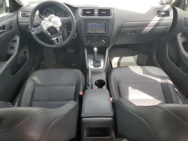 2012 VOLKSWAGEN JETTA SE  