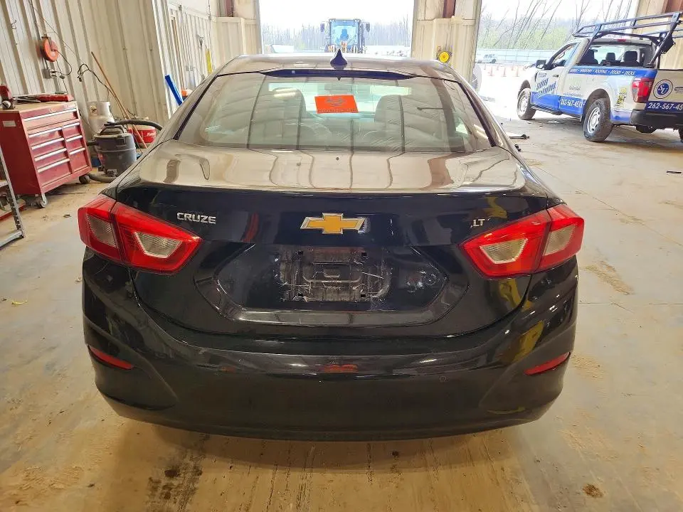 2019 CHEVROLET CRUZE LT  