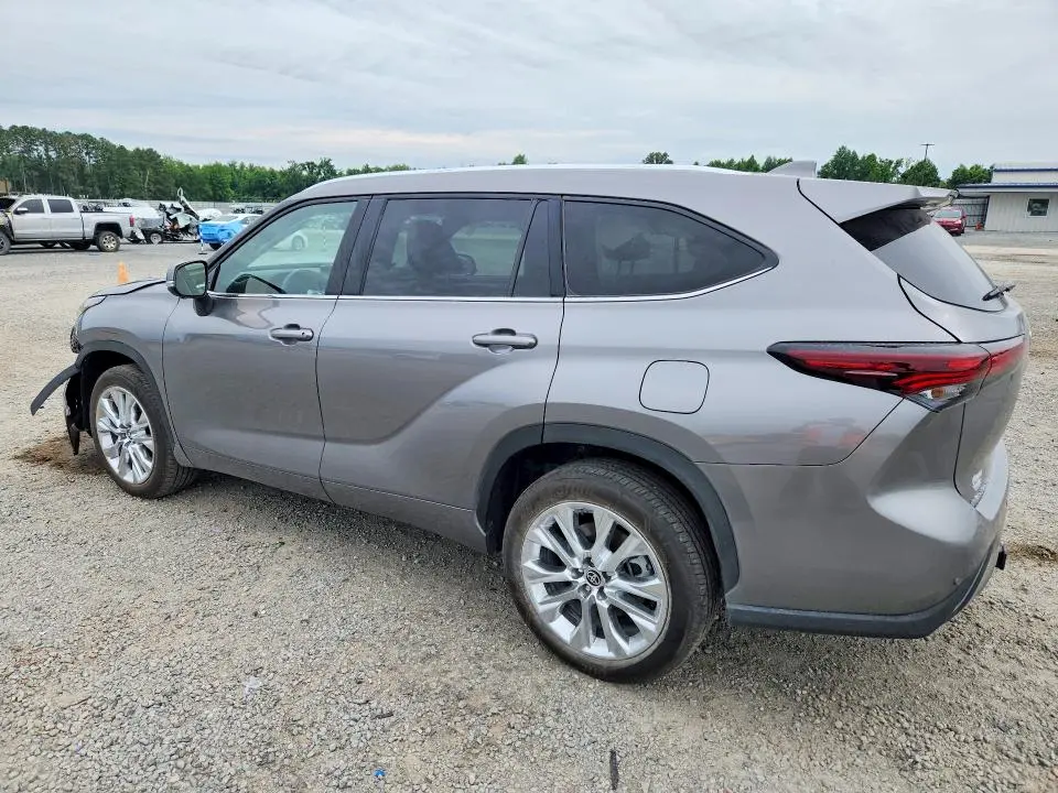 2025 TOYOTA HIGHLANDER   