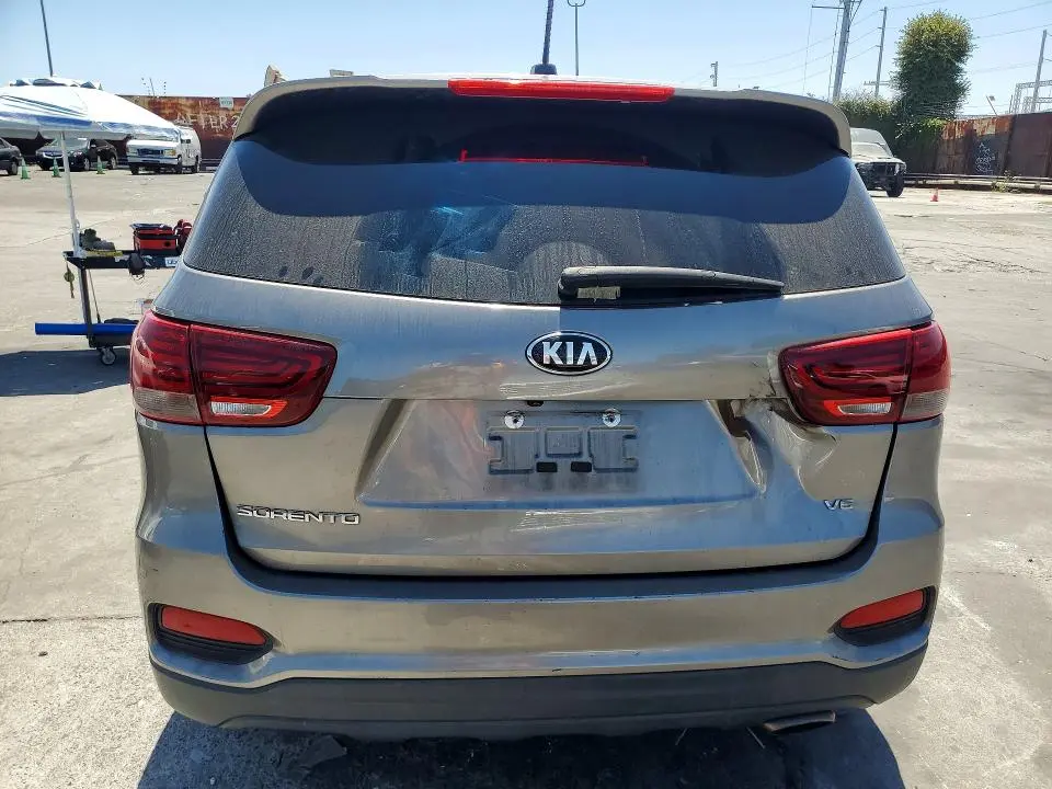 2019 KIA SORENTO LX V6  