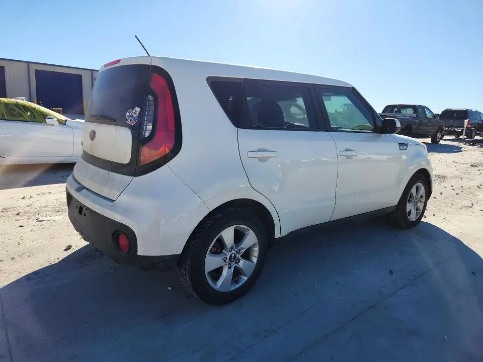 2017 KIA SOUL   