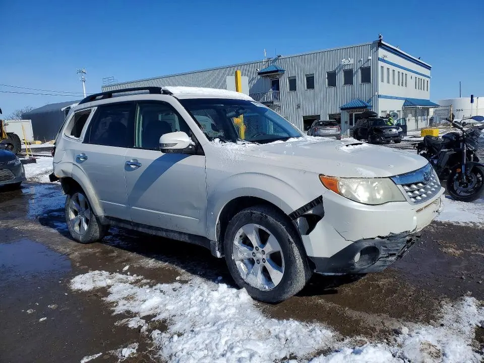2012 SUBARU FORESTER LIMITED  