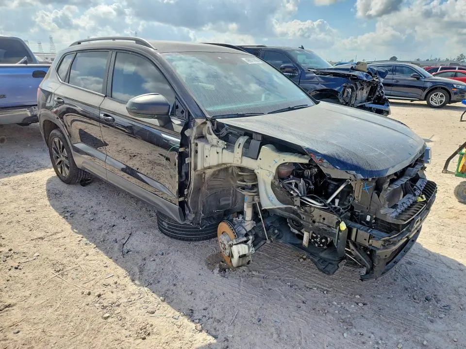 2022 VOLKSWAGEN TAOS S  