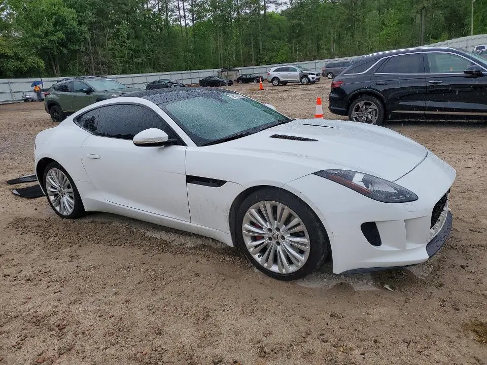2016 JAGUAR F-TYPE   