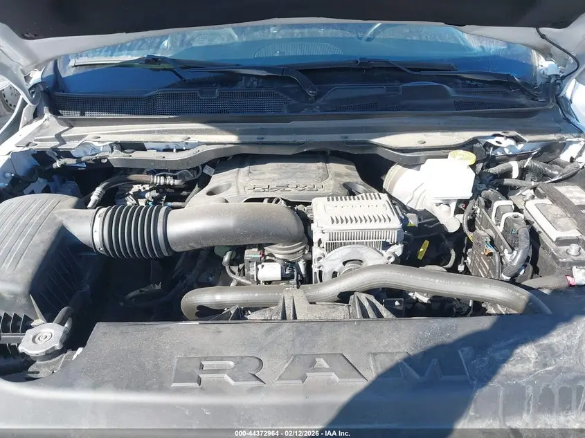 2023 RAM 1500 BIG HORN  4X4 5'7 BOX