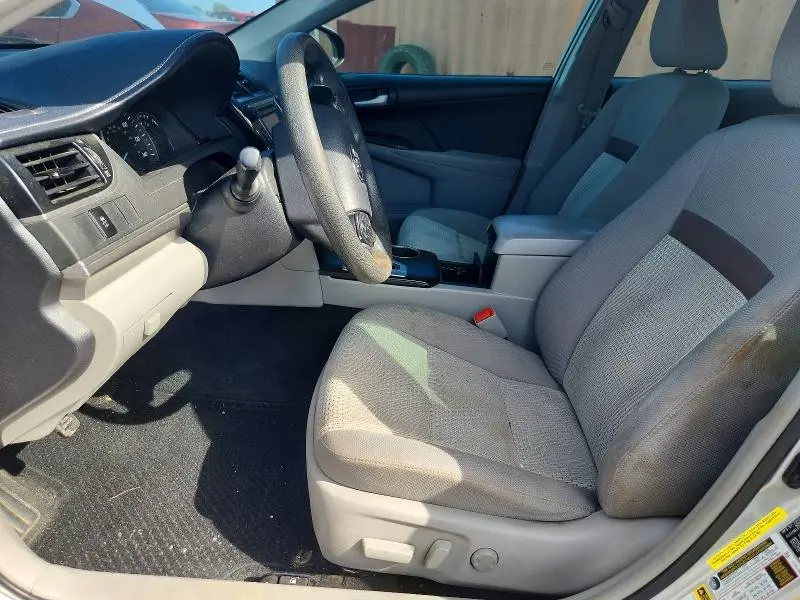 2014 TOYOTA CAMRY LE  