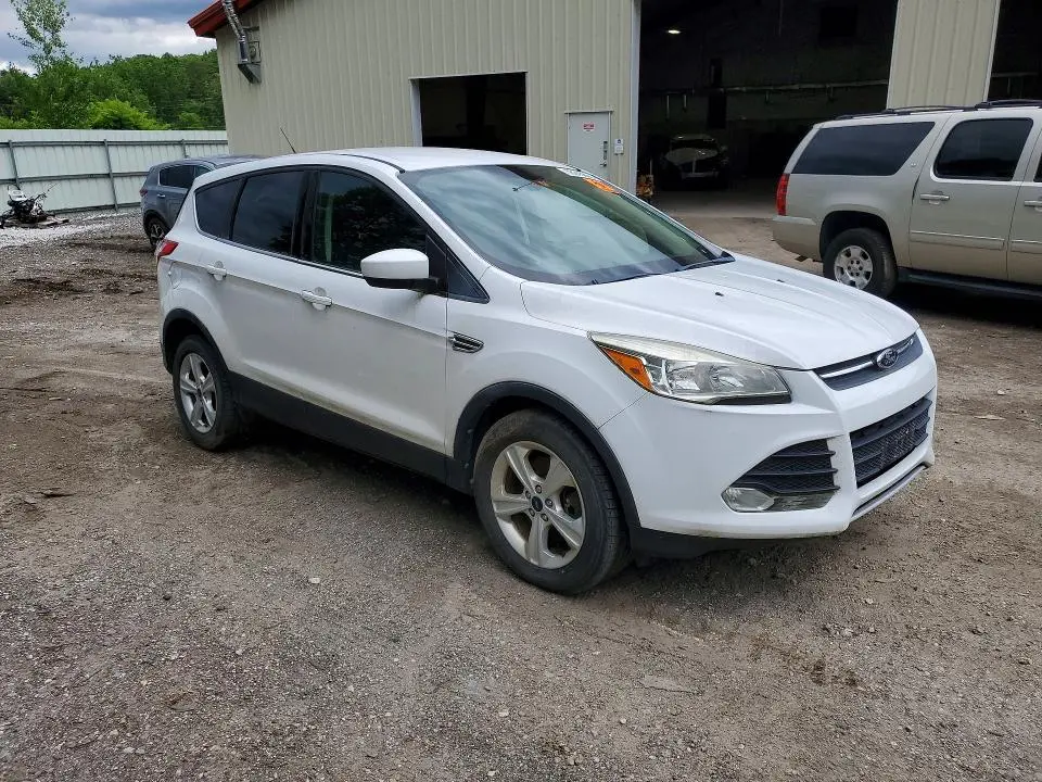 2014 FORD ESCAPE SE  
