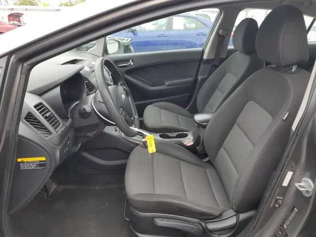 2016 KIA FORTE LX  