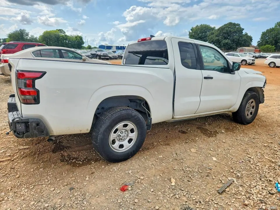 2023 NISSAN FRONTIER S  