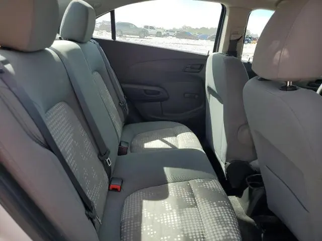 2015 CHEVROLET SONIC LS  