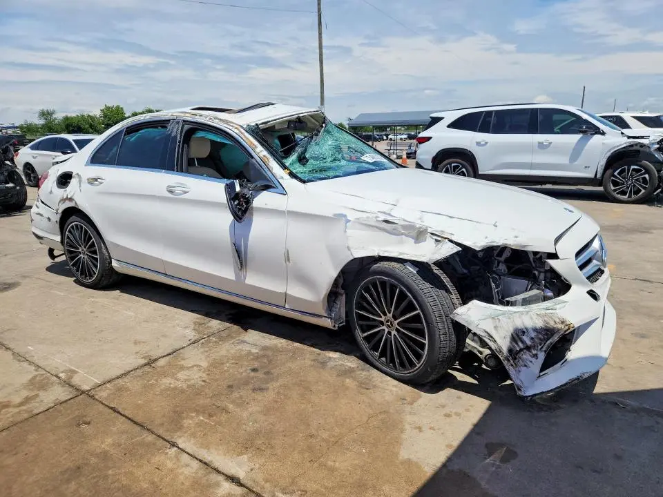 2021 MERCEDES-BENZ C 300  