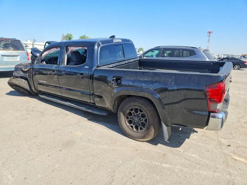 2022 TOYOTA TACOMA SR5 V6  