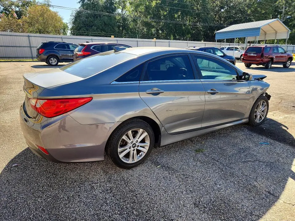 2014 HYUNDAI SONATA GLS  