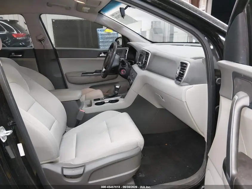 2017 KIA SPORTAGE LX