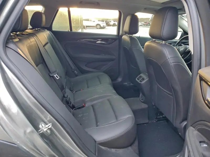 2018 BUICK REGAL TOURX ESSENCE  