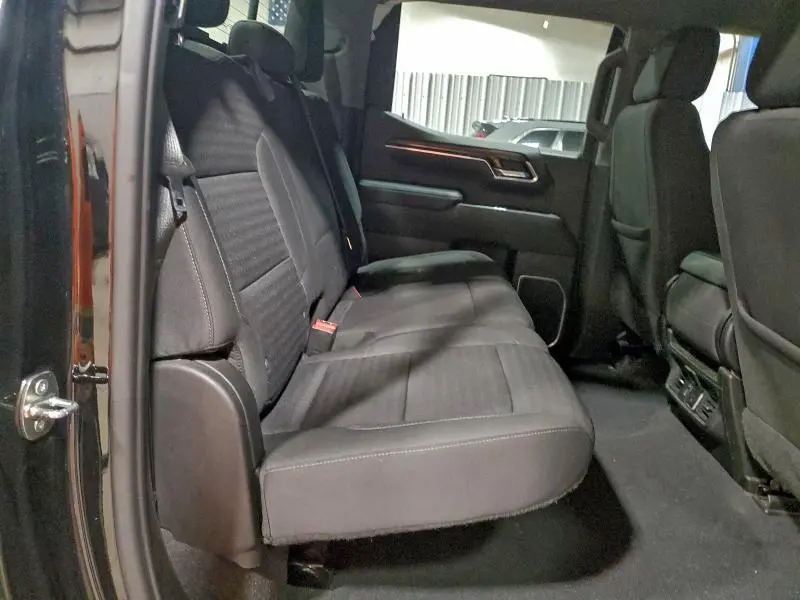 2022 CHEVROLET SILVERADO K1500 LT  