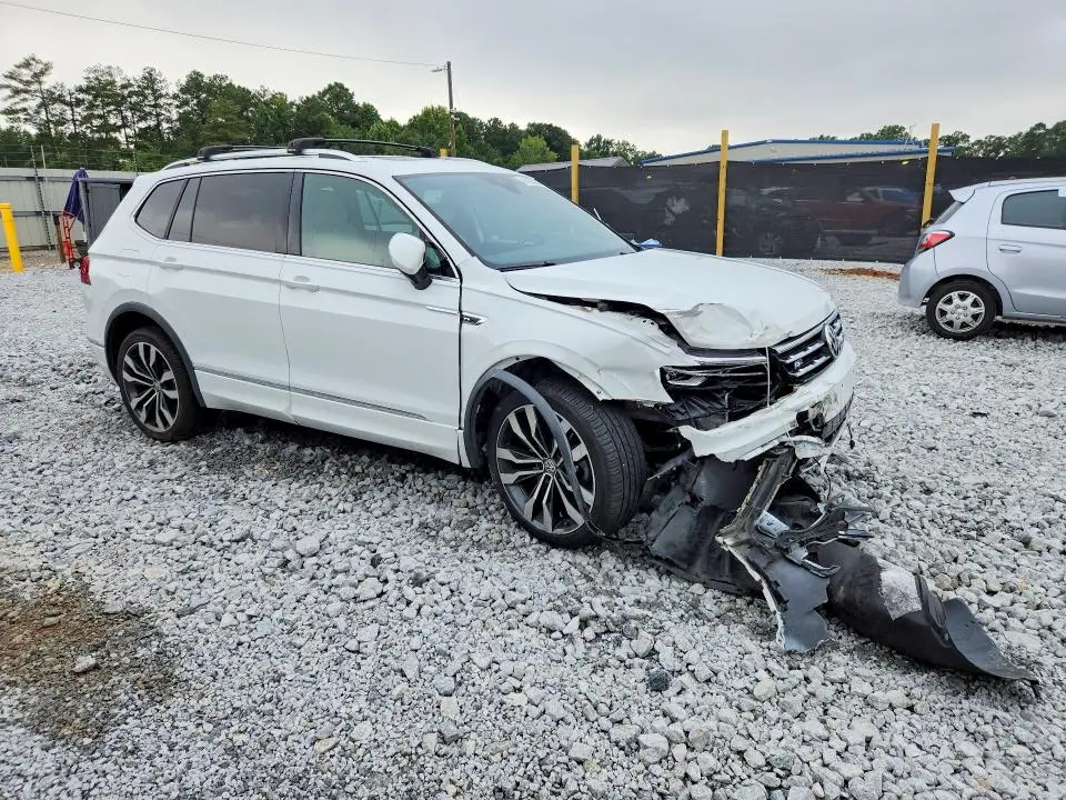 2020 VOLKSWAGEN TIGUAN SEL PREMIUM R-LINE  