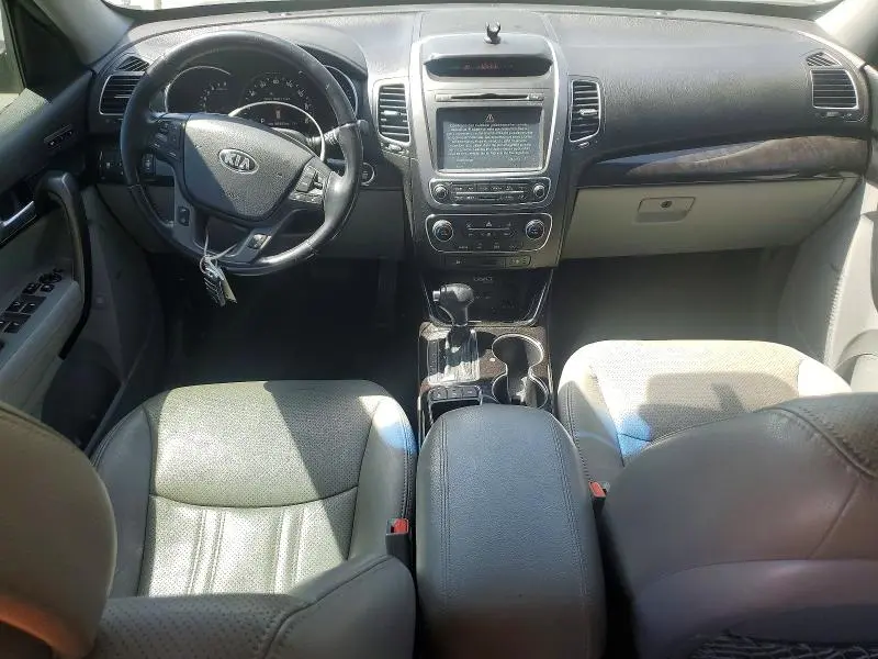 2014 KIA SORENTO SX  