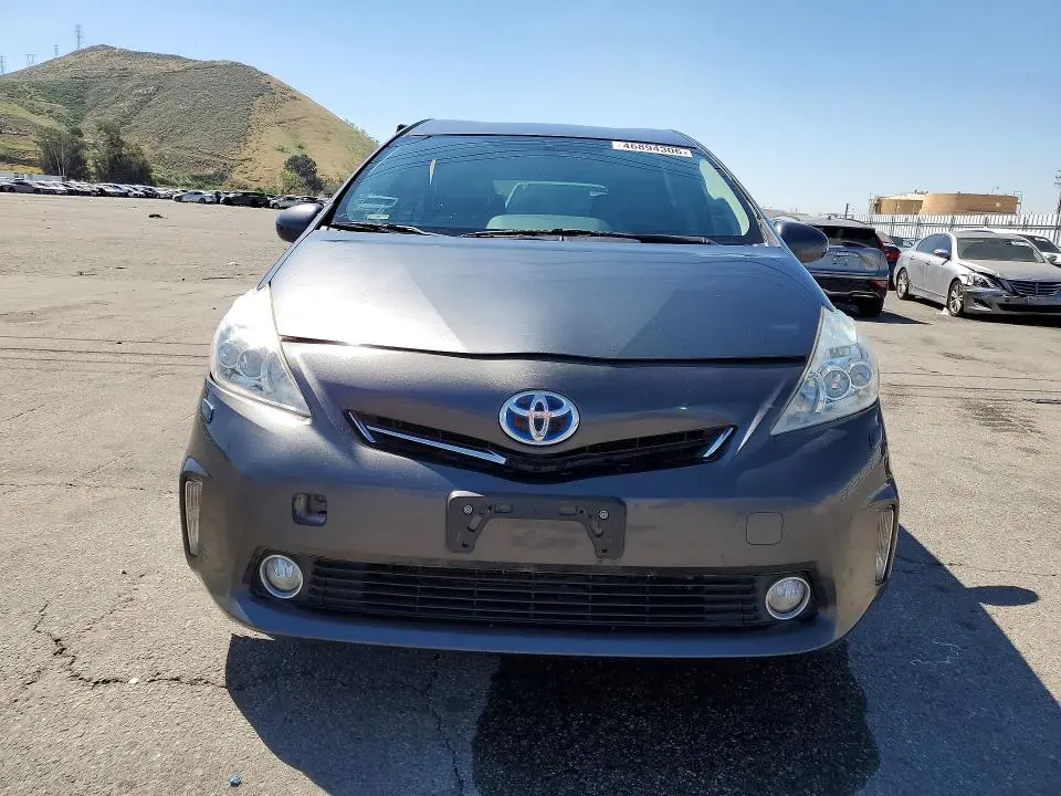 2014 TOYOTA PRIUS V FIVE  
