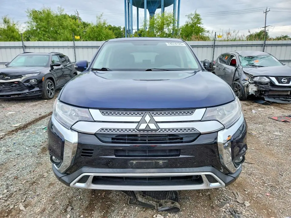 2019 MITSUBISHI OUTLANDER SE  