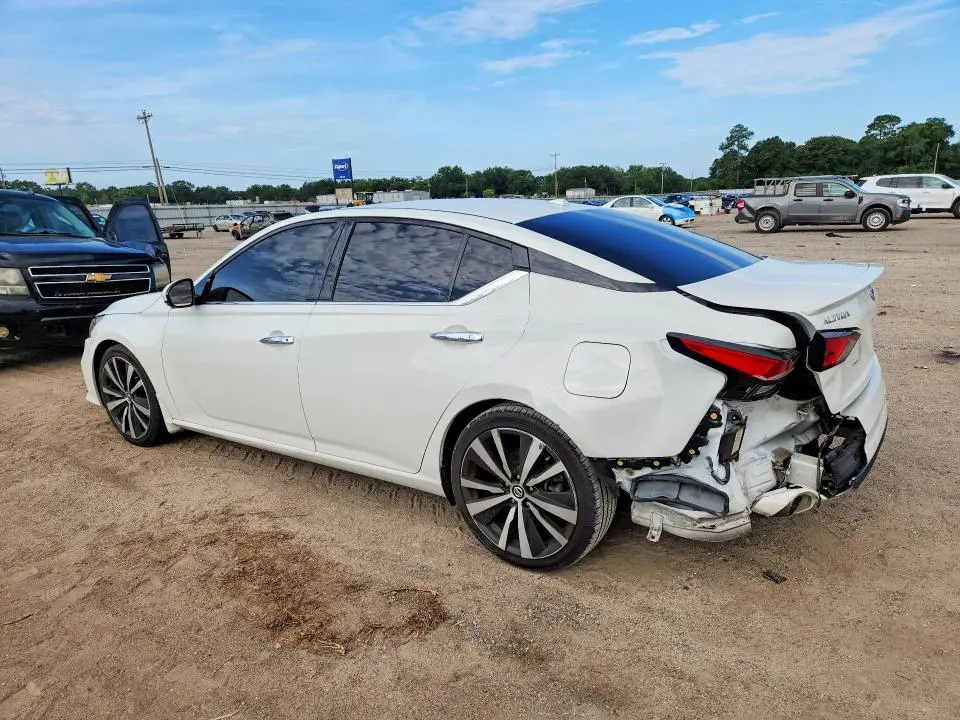 2019 NISSAN ALTIMA PLATINUM  