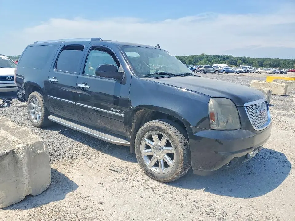 2013 GMC YUKON XL DENALI  