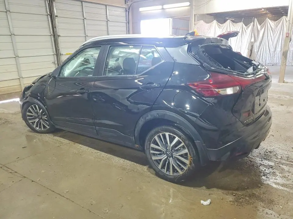 2023 NISSAN KICKS SV  