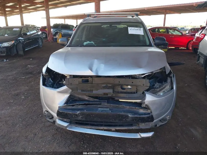2015 MITSUBISHI OUTLANDER ES