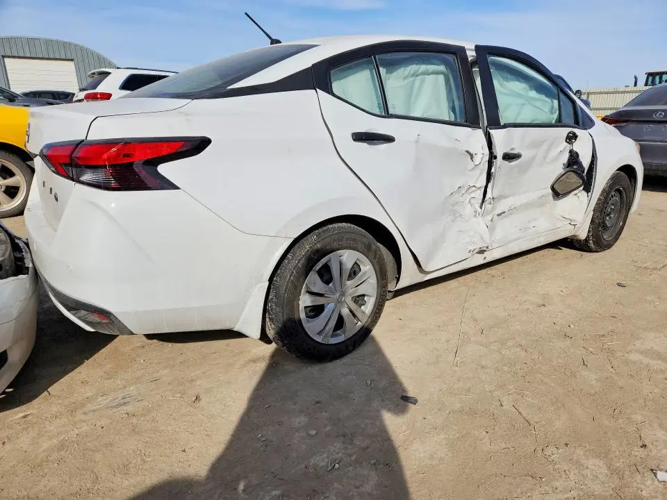 2024 NISSAN VERSA S  