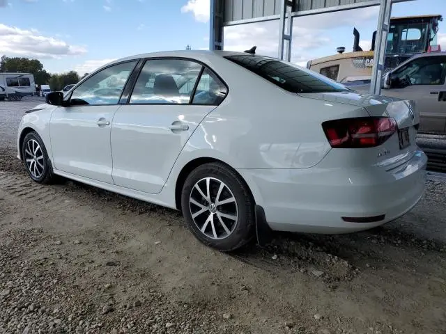 2016 VOLKSWAGEN JETTA SE  
