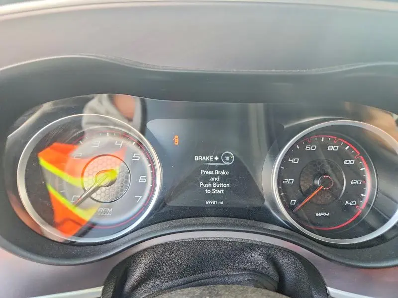 2022 DODGE CHARGER SXT  