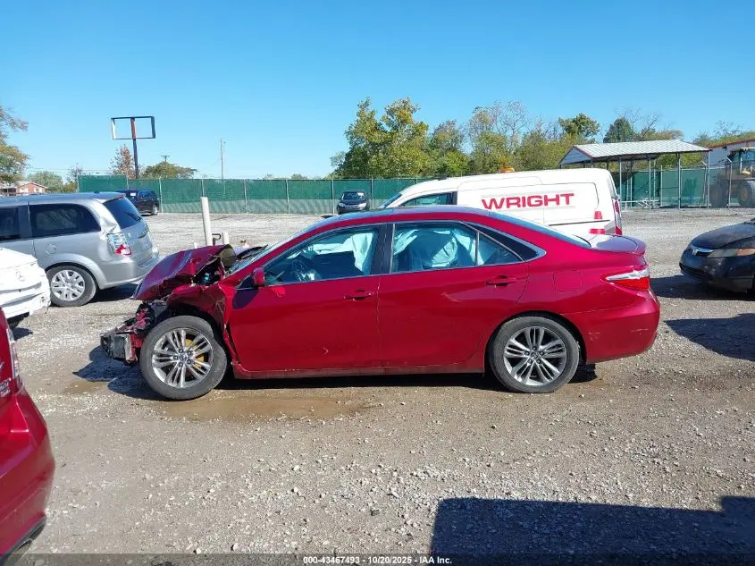 2016 TOYOTA CAMRY SE