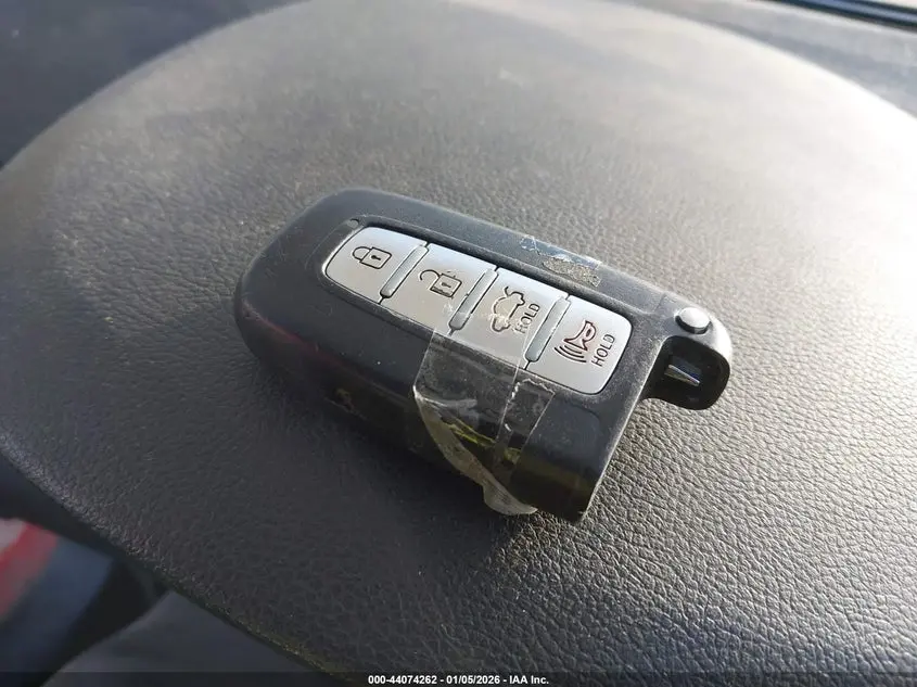 2011 HYUNDAI GENESIS 3.8 TRACK