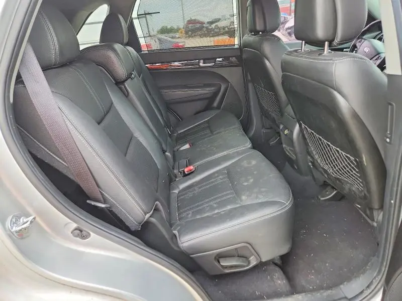 2014 KIA SORENTO   