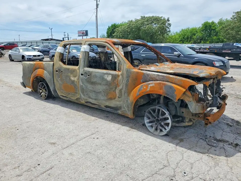 2018 NISSAN FRONTIER SV  