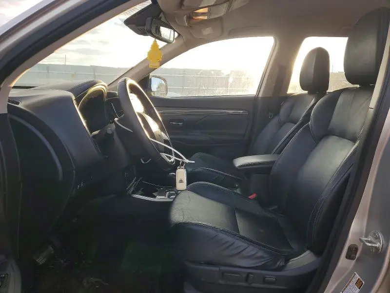 2020 MITSUBISHI OUTLANDER   