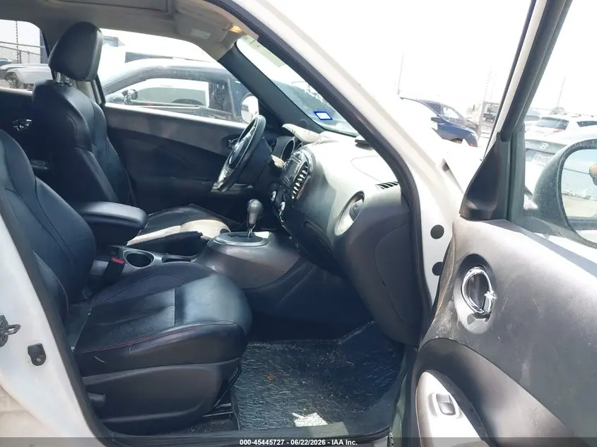 2013 NISSAN JUKE SL