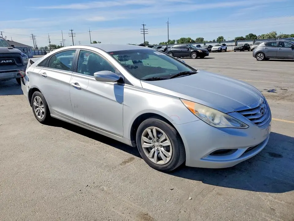 2012 HYUNDAI SONATA GLS  
