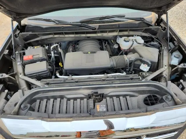 2025 GMC SIERRA K1500 SLT  