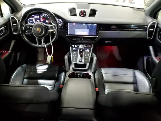 2019 PORSCHE CAYENNE   