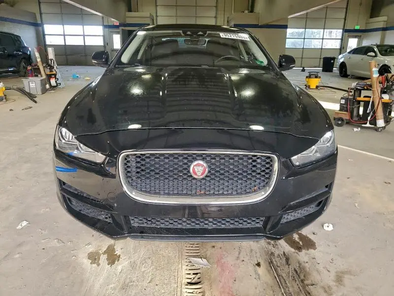 2019 JAGUAR XE   