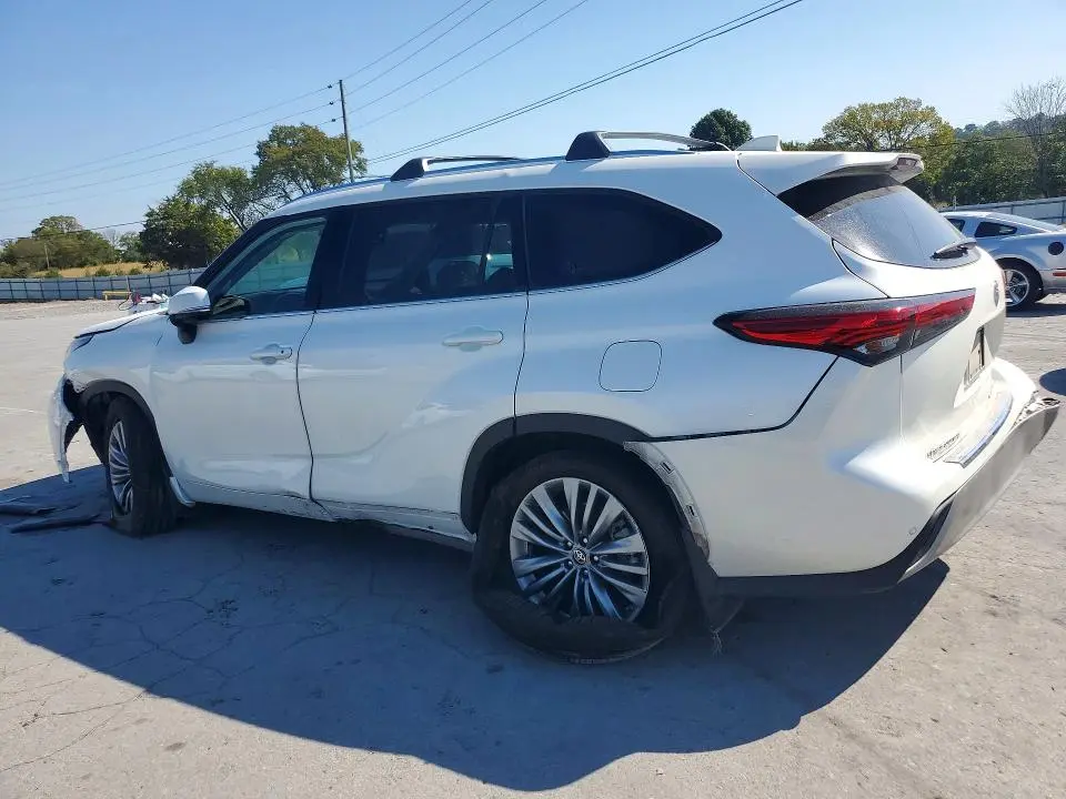 2021 TOYOTA HIGHLANDER PLATINUM  