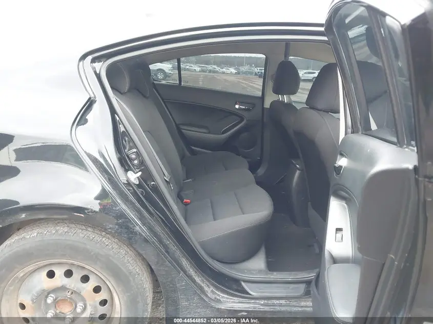 2016 KIA FORTE LX