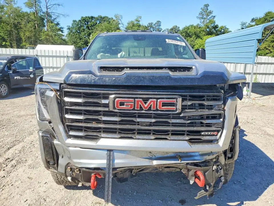 2025 GMC SIERRA K2500 AT4  