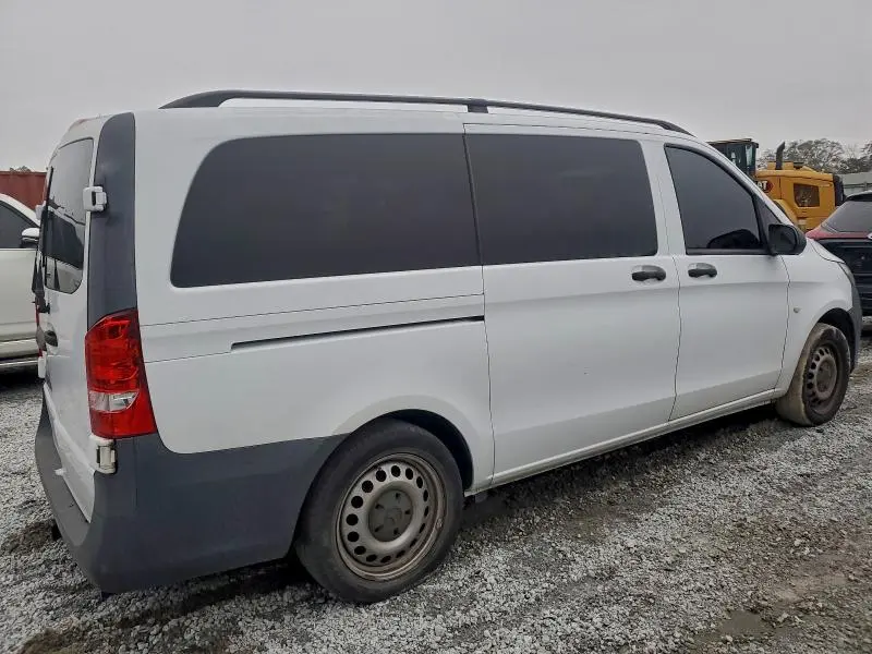 2016 MERCEDES-BENZ METRIS   