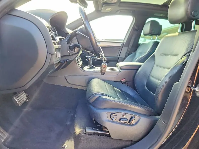 2017 VOLKSWAGEN TOUAREG WOLFSBURG  