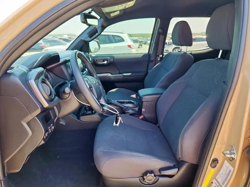 2017 TOYOTA TACOMA DOUBLE CAB  
